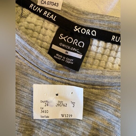 NWT Skora Qwick-Dry Run Real Long  Sleeve Shirt Adult Med Grey - Picture 9 of 14